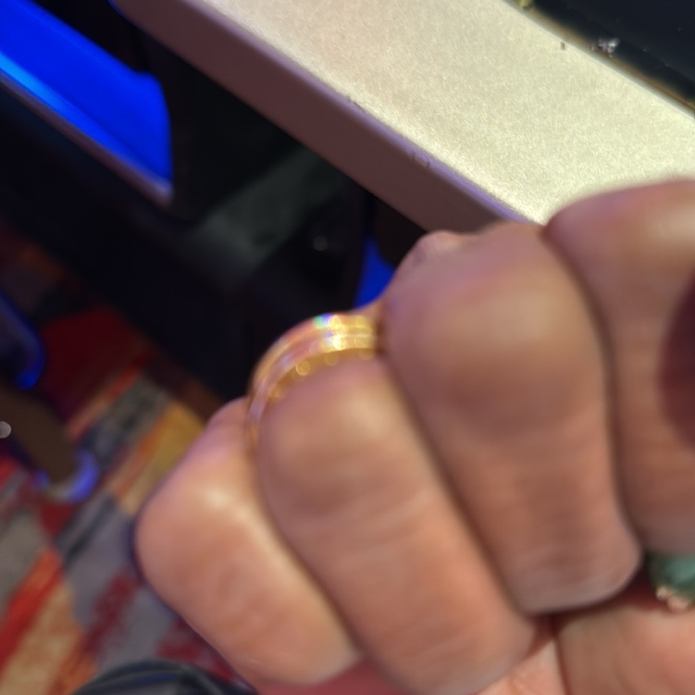 Stylish 18karat Gold Ring - image 3